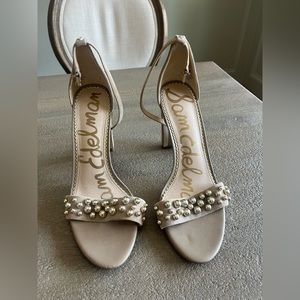 Sam Edelman Yoshi Studded Heel - size 9